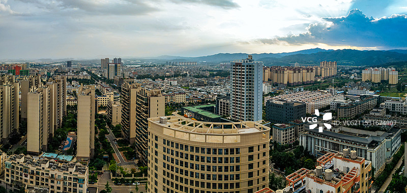 嵩明县 银杏广场 黄龙山 兰茂广场 滨河公园 航拍图片素材