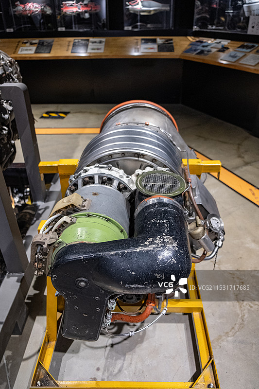 737-300 APU辅助动力发动机图片素材