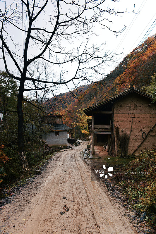 山村晚秋季图片素材