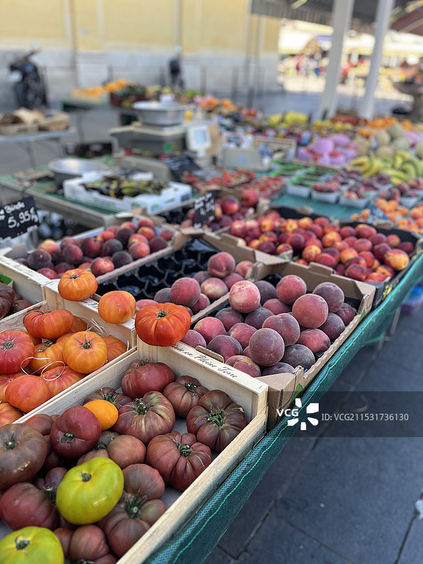 市场摊位出售水果特写图片素材