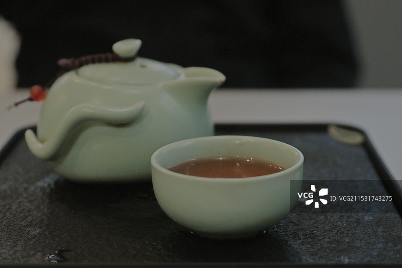 普洱茶：茶壶茶杯图片素材