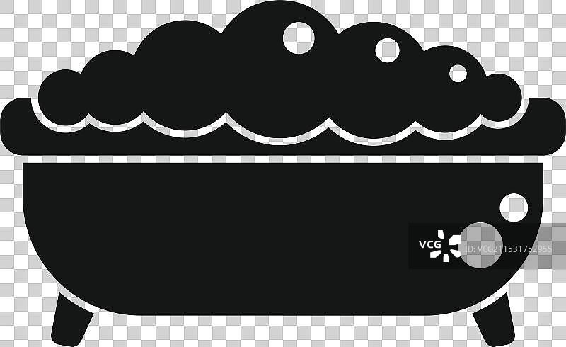 装满水和肥皂泡沫的浴缸图片素材