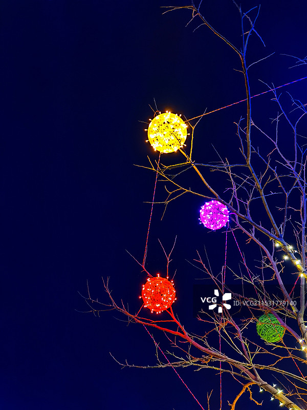 春节期间的彩灯图片素材