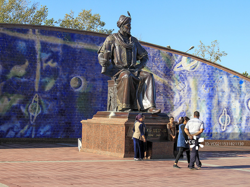 乌鲁贝克雕像图片素材