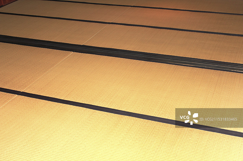 日本风格房间里的榻榻米和门槛图片素材