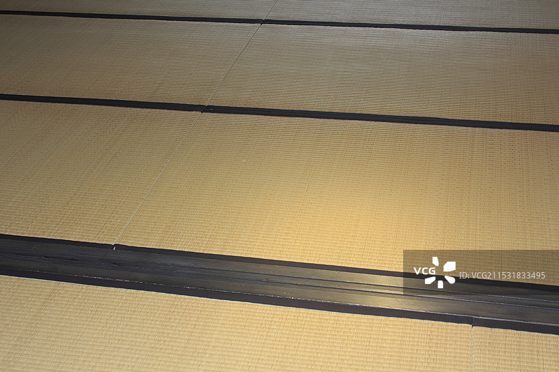 日本风格房间里的榻榻米和门槛图片素材