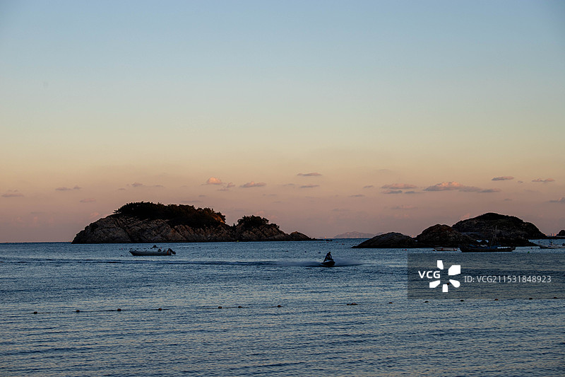 威海市半月湾沙滩海景海岛图片素材