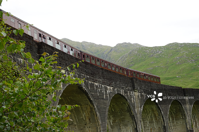 格兰芬南高架桥，蒸汽机车，雅各宾快车，哈利波特火车，格兰芬南，苏格兰，英国图片素材