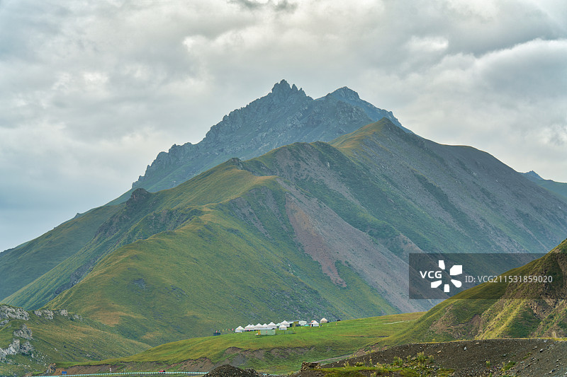 独库公路沿线风景图片素材