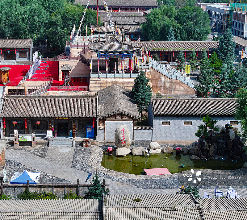 青海省海东市互助县土族故土园彩虹部落航拍图片素材