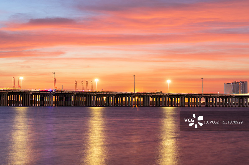 跨海大桥日落图片素材