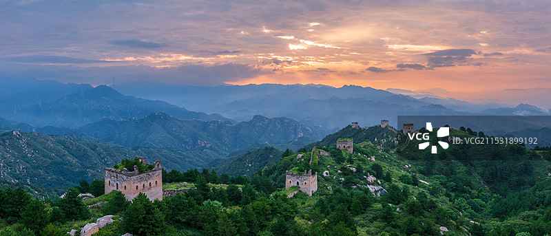 涞源县长城日出图片素材