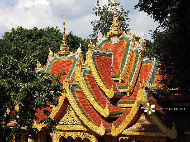 云南省西双版纳勐泐大佛寺佛教建筑物图片素材