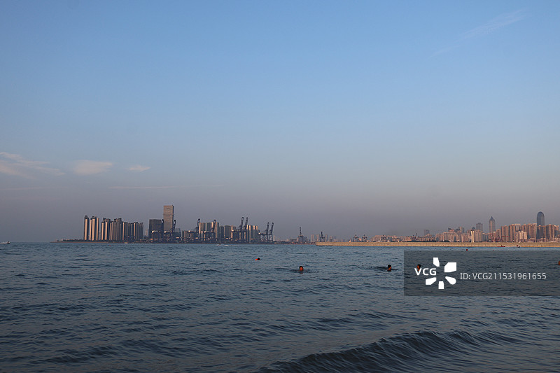 海南岛海口西秀海滩的傍晚图片素材