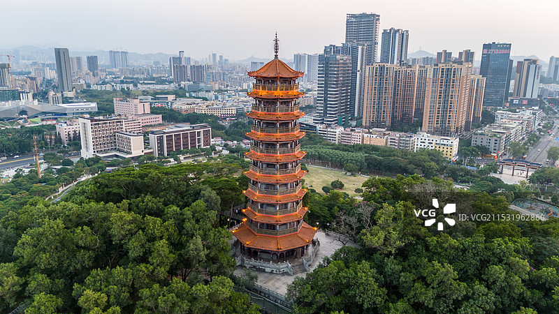 深圳光明红花山公园明和塔图片素材