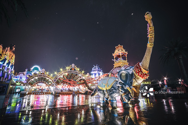 常州｜中华恐龙园恐龙雕塑跨年雪景图片素材