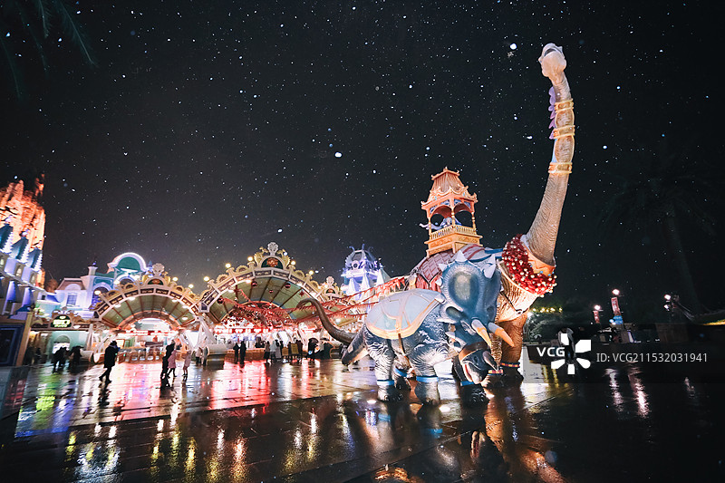 常州｜中华恐龙园恐龙雕塑跨年雪景图片素材