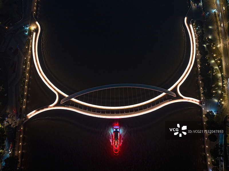 广东广州塔CBD三件套蓝调高空航拍图片素材