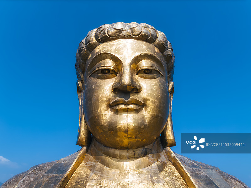 河南，平顶山市，鲁山县，尧山中原大佛景区，佛泉寺，世界最高佛教造像，国家5A级旅游景区，夏季，航拍图片素材