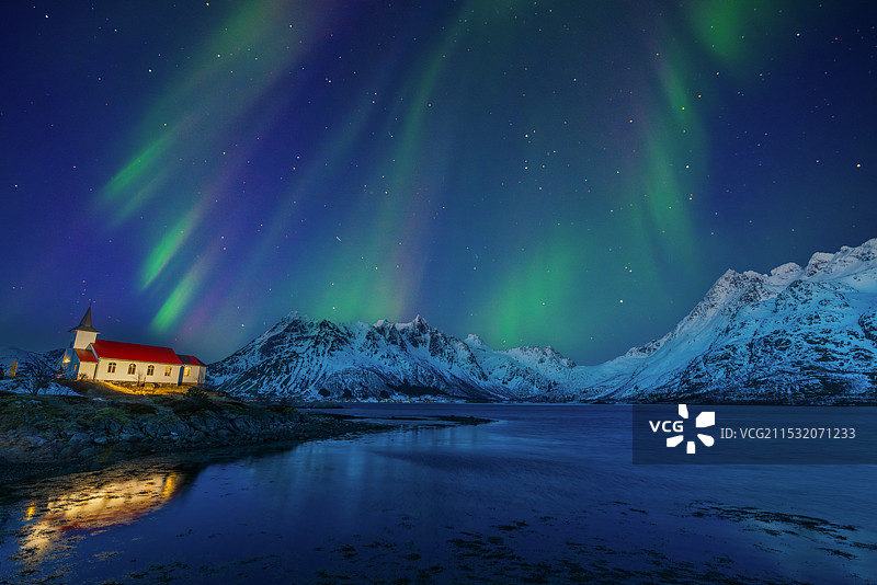 挪威峡湾极光图片素材