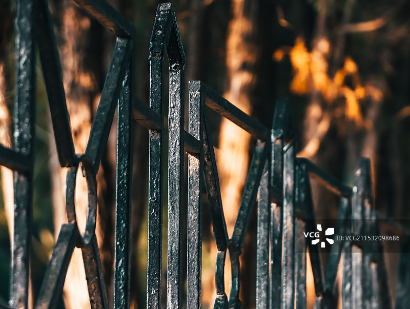 黑色栏杆图片素材