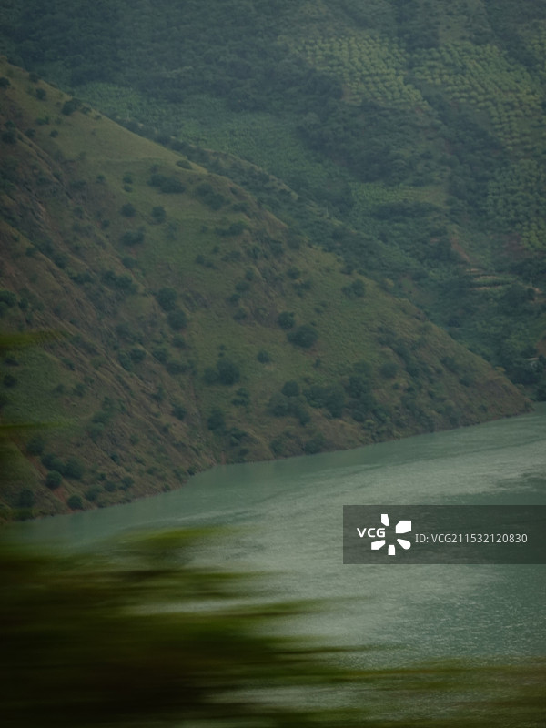 格姆女神山图片素材