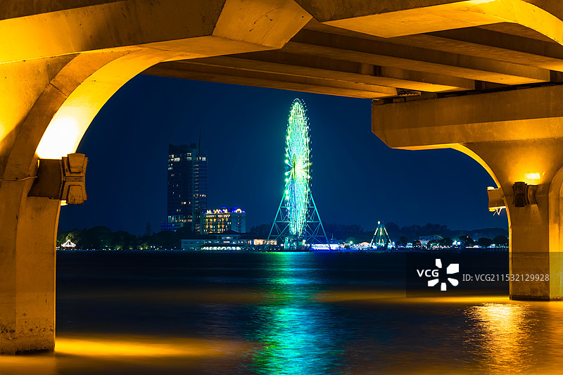 湖光夜景图片素材