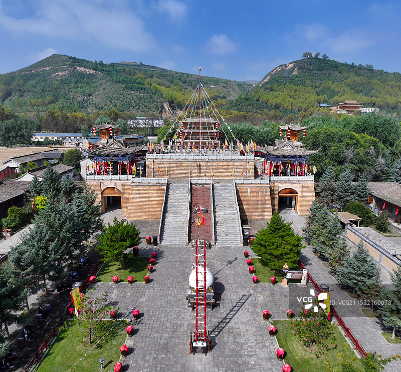 青海省海东市互助县土族故土园彩虹部落航拍图片素材