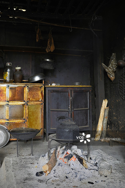 云南 知子罗 民居 火塘图片素材