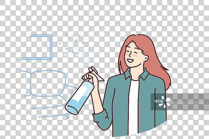 女人使用空气清新剂去除不愉快的气味图片素材