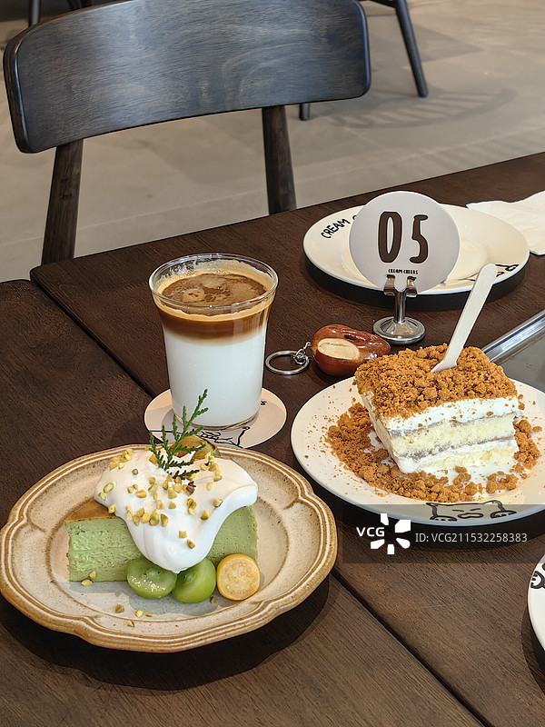 简餐咖啡餐桌一角图片素材