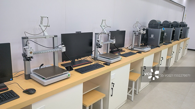 科技创作科创创客机器人实验室图片素材