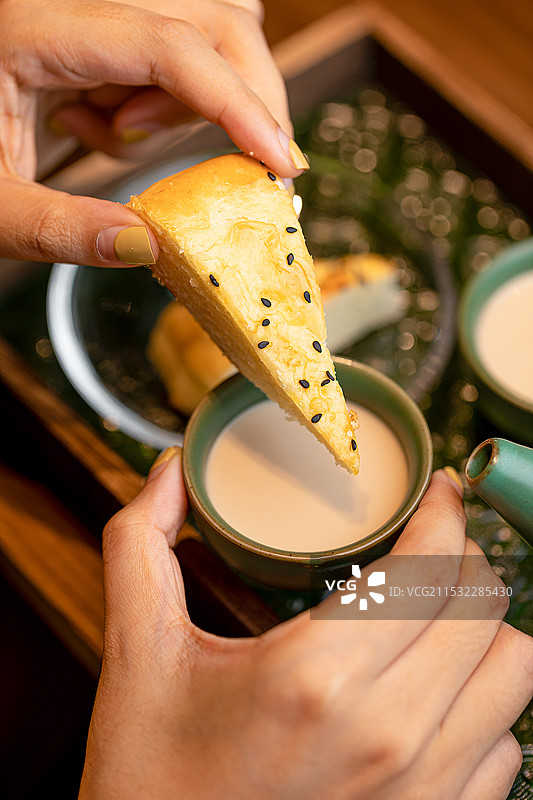 新疆奶茶奶茶西域下午茶牛奶图片素材