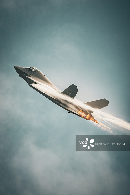 珠海航展的歼35图片素材