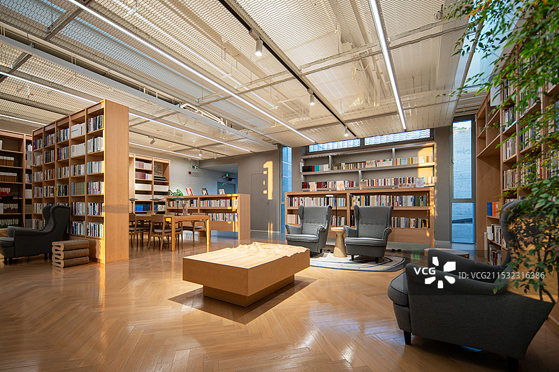 广州市花都区塱头乡村振兴项目 春阳台内部 图书馆内部空间藏书区域图片素材