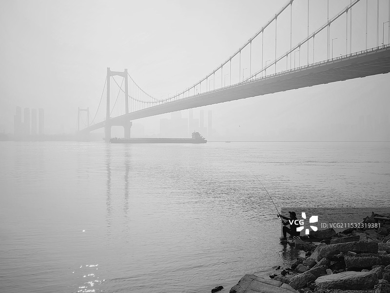 孤独的钓鱼人（手机摄影）图片素材