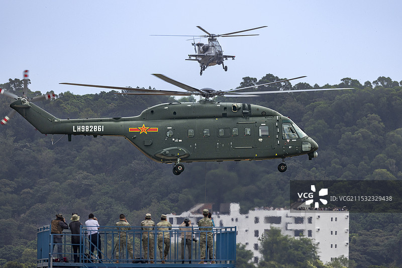 直升机的天地图片素材