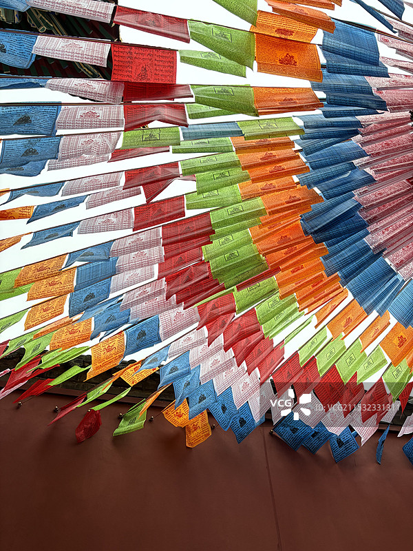 飘扬的经幡图片素材