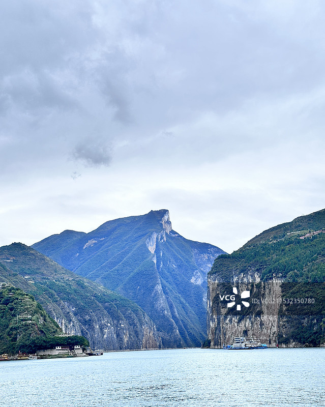 瞿塘峡和白帝城图片素材
