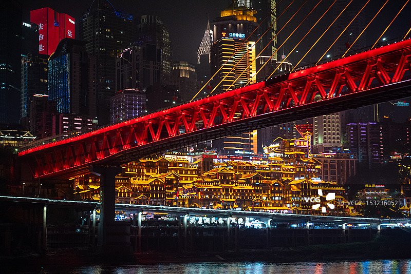 重庆长江大桥与洪崖洞图片素材