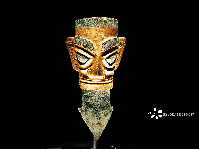 三星堆古巴蜀金面具图片素材