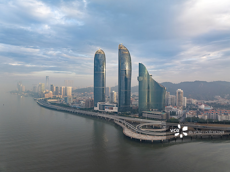 福建厦门海峡世贸双子塔大厦夜景日出航拍图片素材