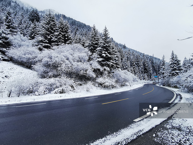 黄龙雪景图片素材