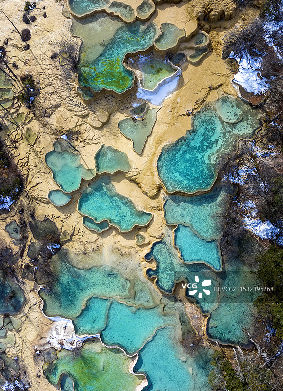 黄龙争艳池图片素材