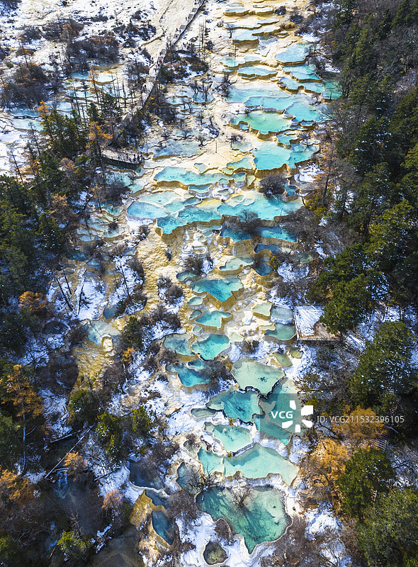 黄龙争艳池图片素材