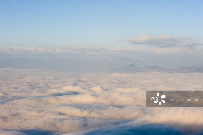 金色云海霞光图片素材