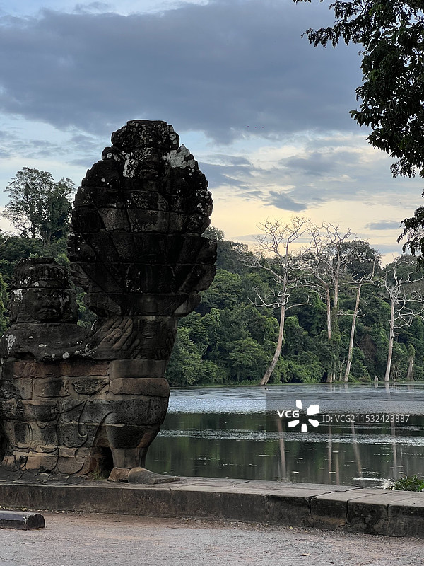 城市碎片记忆：阿拉斯加，吴哥窟，宿务，三亚，南通，泰州，武汉，江陵，胡志明市，上海，温哥华图片素材