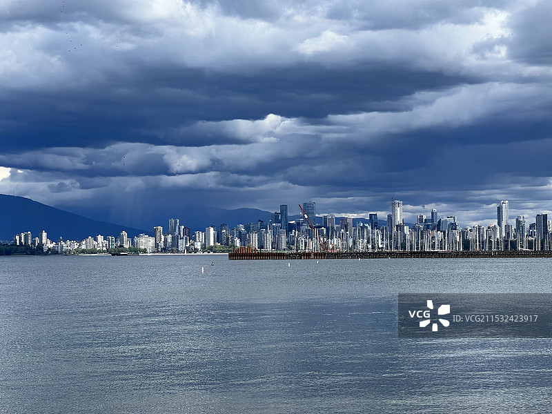 城市碎片记忆：阿拉斯加，吴哥窟，宿务，三亚，南通，泰州，武汉，江陵，胡志明市，上海，温哥华图片素材