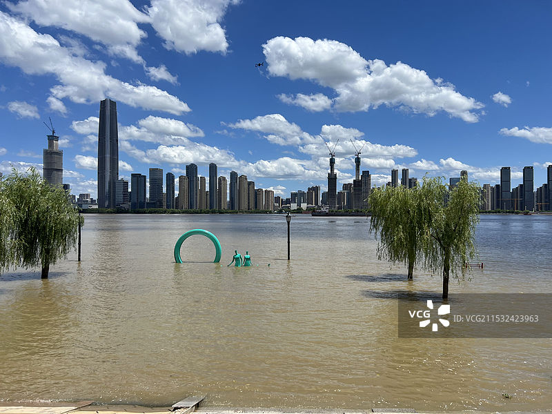 城市碎片记忆：阿拉斯加，吴哥窟，宿务，三亚，南通，泰州，武汉，江陵，胡志明市，上海，温哥华图片素材