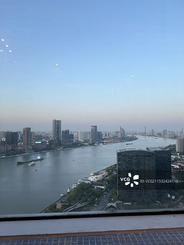 城市碎片记忆：阿拉斯加，吴哥窟，宿务，三亚，南通，泰州，武汉，江陵，胡志明市，上海，温哥华图片素材